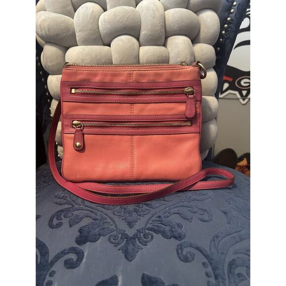 Coach Bonnie Salmon Pink Crossbody Triple Zip - Picture 1 of 8